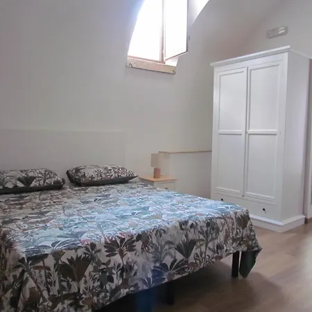 Couette-café Arco Michele